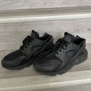 Nike Huarache worn once